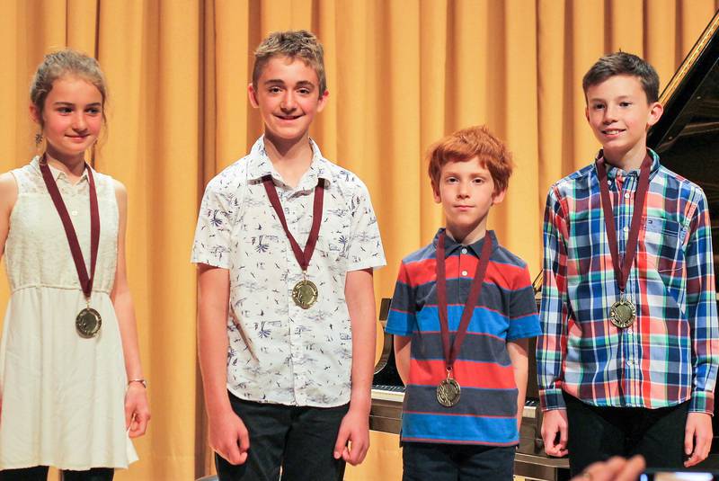 Kings County students receive provincial piano medals